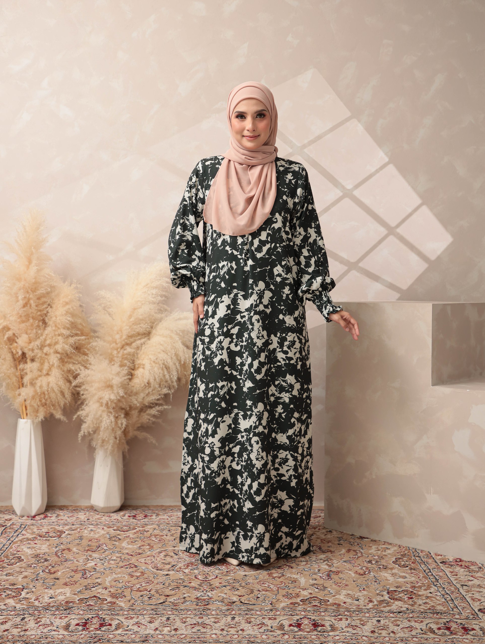 HAWANEES: BELLA DONNA BLACK - Image 6